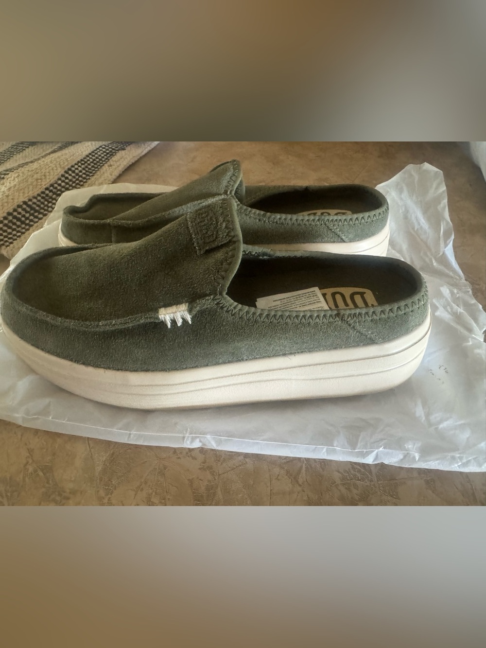 Hey dude Austin flip Olive Green Slip-On Suede women's